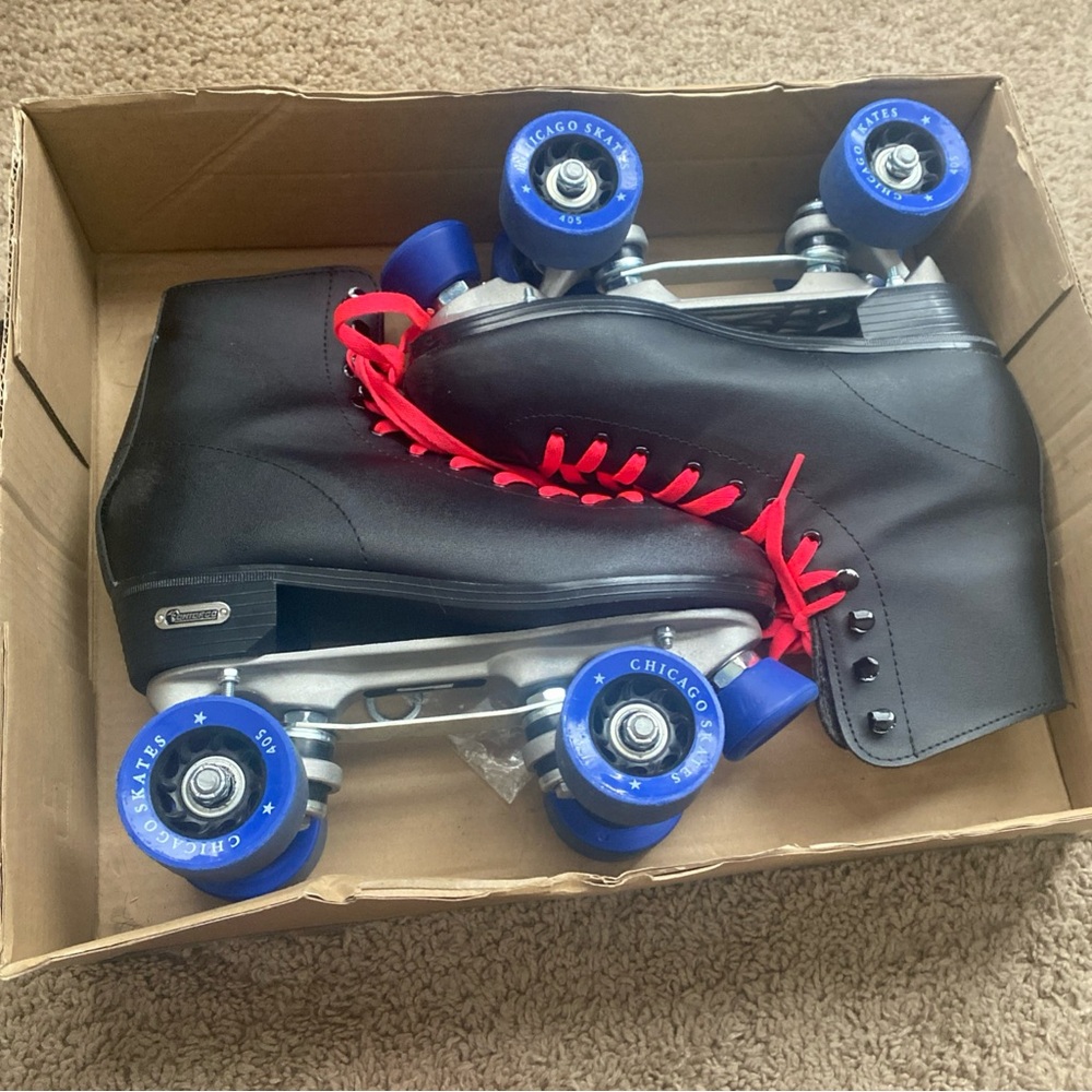 Black Chicago Roller Skates Women’s 9.5/ Men’s 8